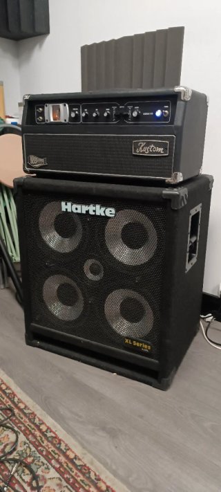 Ampli Bajo Kustom DE300 HD + Pantalla Hartke 4.5XL