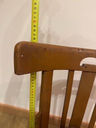 Silla / calzador de madera y cuero