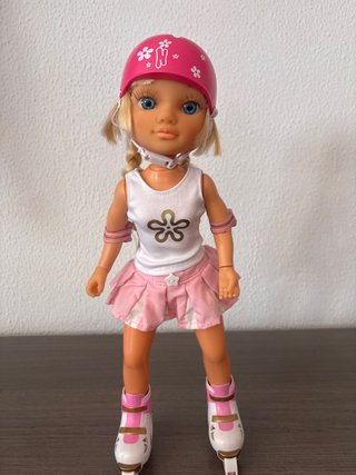 Nancy un dia patinando