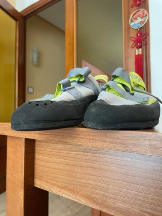 Pies de gato Simond talla 40