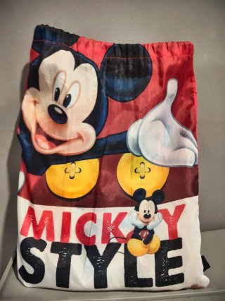 Puzzles infantiles + Dominó + bolsa Mickey Mause.