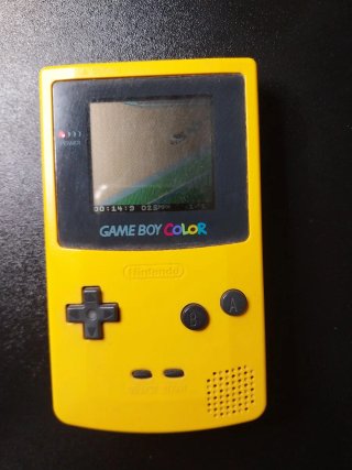 Consola Game Boy Color Amarilla + Juegos