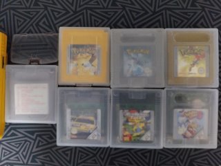 Consola Game Boy Color Amarilla + Juegos