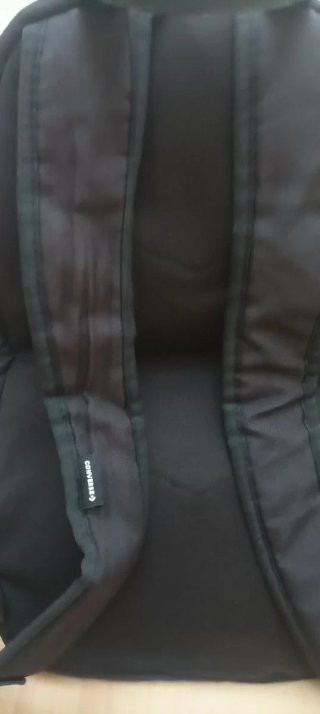 Mochila Converse Negra con bolsillo PC