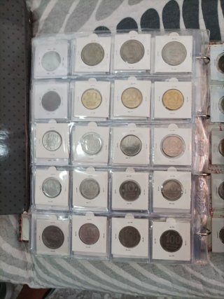 Lote de monedas del mundo