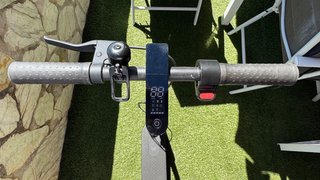 Xiaomi Mi Electric Scooter Pro 2 + Cargador