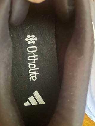 Zapatillas Adidas Mujer Negras y Blancas T 40 2/3