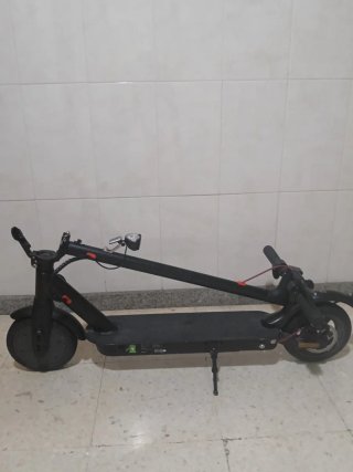 Patinete Eléctrico Negro