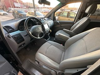 Mercedes-Benz Viano 2009