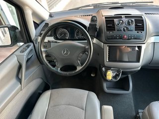 Mercedes-Benz Viano 2009