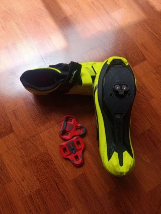 Zapatillas Spiuk carretera + calas LOOK