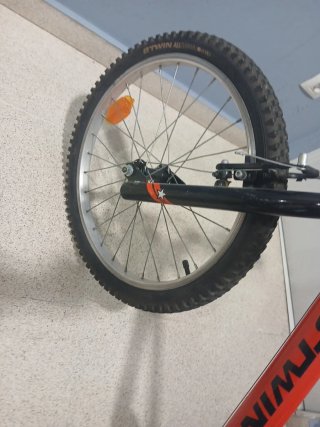 Bicicleta Rueda 20 B'Twin Roja