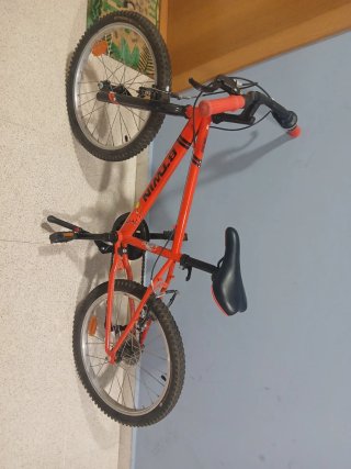 Bicicleta Rueda 20 B'Twin Roja