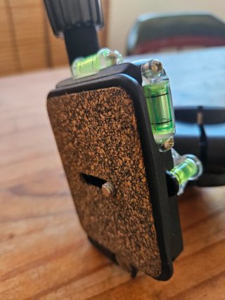Trípode Profesional Tokura S-808 + Funda