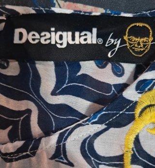 Blusa sin mangas con estampado