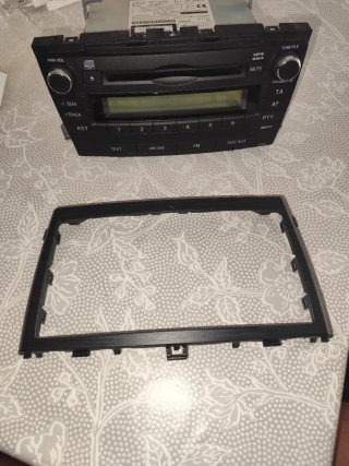 Radio coche Toyota Avensis 2007 (y otros modelo)