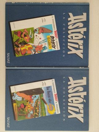 Dos comics Asterix Colección especial 2004 Salvat