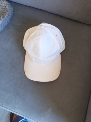 Gorra blanca
