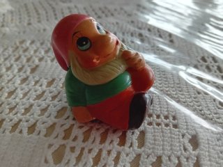 Sacapuntas de cerámica antiguo