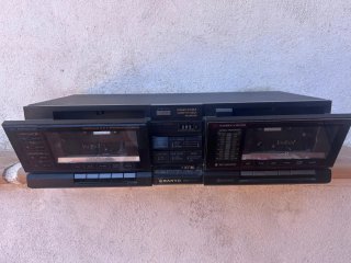 Casetera Doble Sanyo Negra