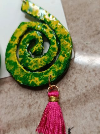 Pendientes de porcelana hechos a mano
