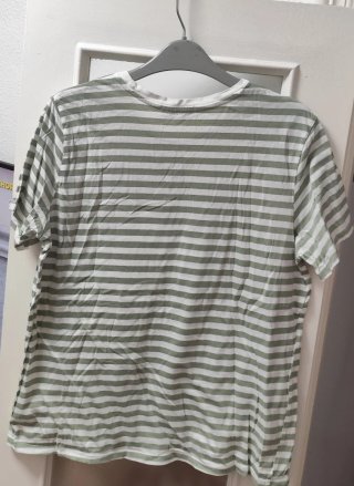 ✨ NO NEGOCIABLE ✨  Camiseta Stradivarius