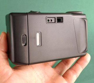 CÁMARA COMPACTA HANIMEX 35HF