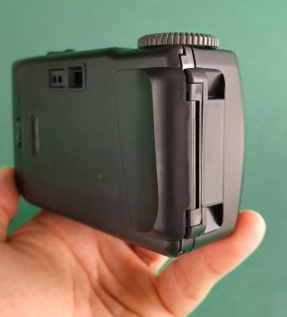 CÁMARA COMPACTA HANIMEX 35HF