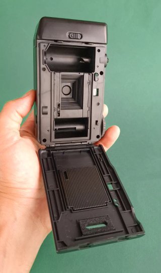 CÁMARA COMPACTA HANIMEX 35HF