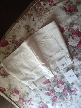 Falda corta Stradivarius blanca