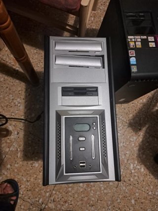 Torre PC LG