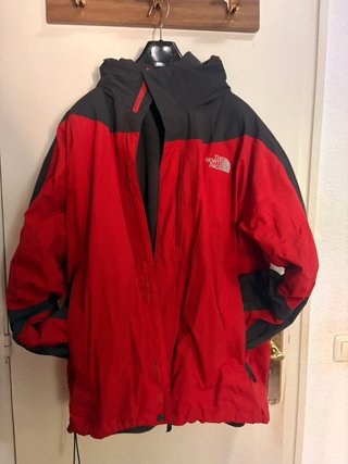Chaqueta The North Face Roja y Negra Talla XL