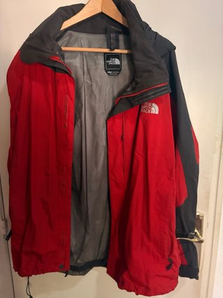 Chaqueta The North Face Roja y Negra Talla XL