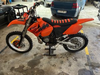 KTM 200 EXC Enduro/Motocross Moto