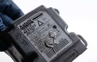8200111667 centralita airbag renault laguna 99581