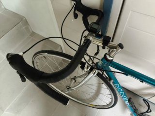 Bicicleta carretera MMR Aelle azul