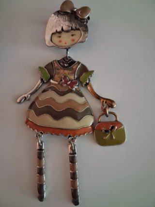 Broche niña metal esmaltado y articulado