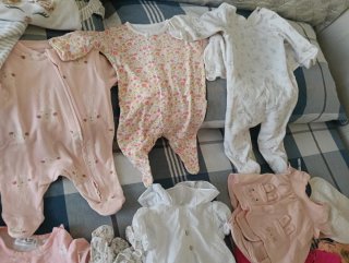 Lote Ropa niña bebé 0-1 Mes y 56 cm 73 prendas