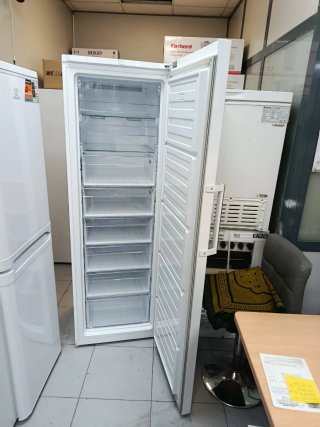 Congelador vertical beko nofrost