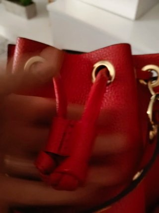 Bolso saco piel rojo
