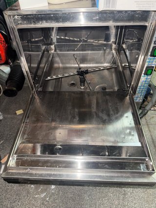 Lote lavavajillas y máquina hielo