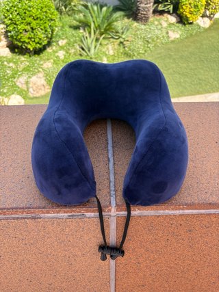 Cojín de viaje azul