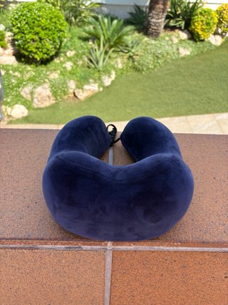 Cojín de viaje azul