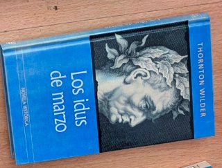 Lote de 7 libros de novela histórica