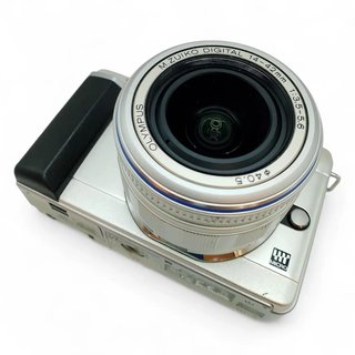 CAMARA DE FOTOS OLYMPUS PEN E-PL1 + FUNDA + CARGADOR + 1 BATERIA