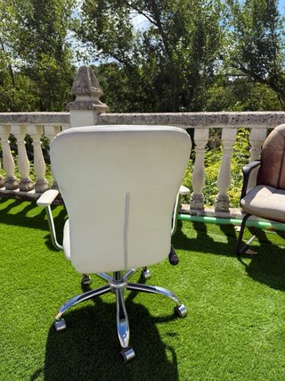 Silla de escritorio blanca
