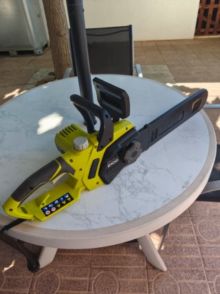 Motosierra Eléctrica Ryobi 16/40cm