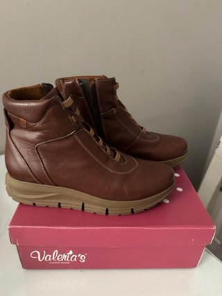 Botas piel marrón nuevas