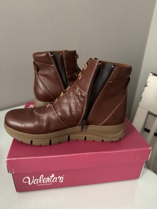 Botas piel marrón nuevas