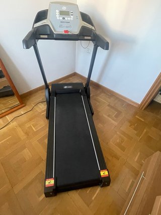 Cinta de correr BODYTONE sin usar tengo furgoneta